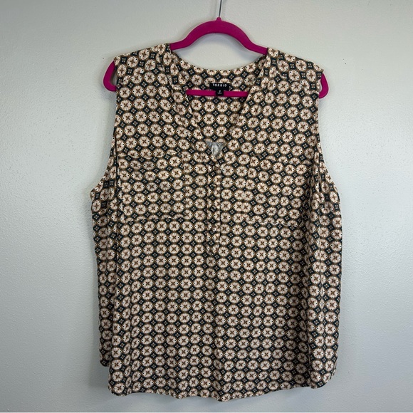 Torrid 2X Geometric Print Sleeveless Tank Top Pockets Vneck Brown Blue Travel - Picture 3 of 13